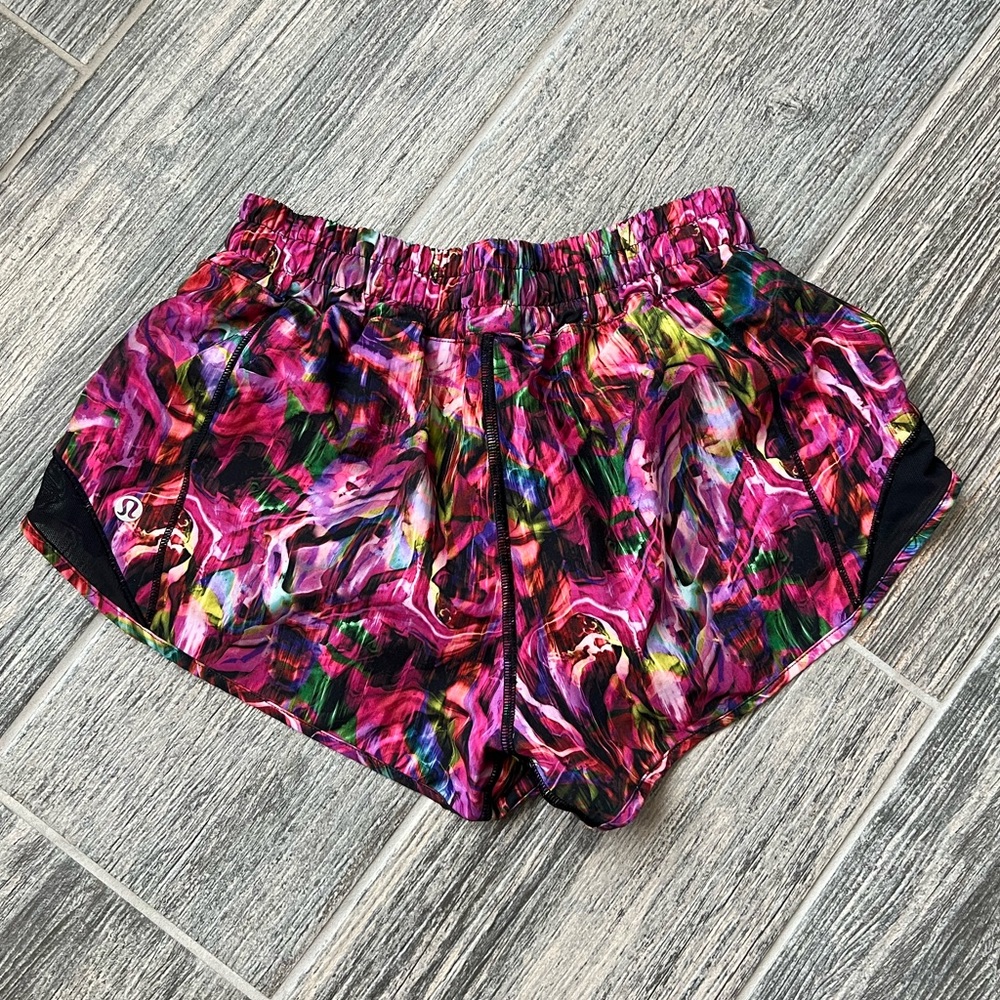 Hotty Hot Low-Rise Lined Short 2.5”